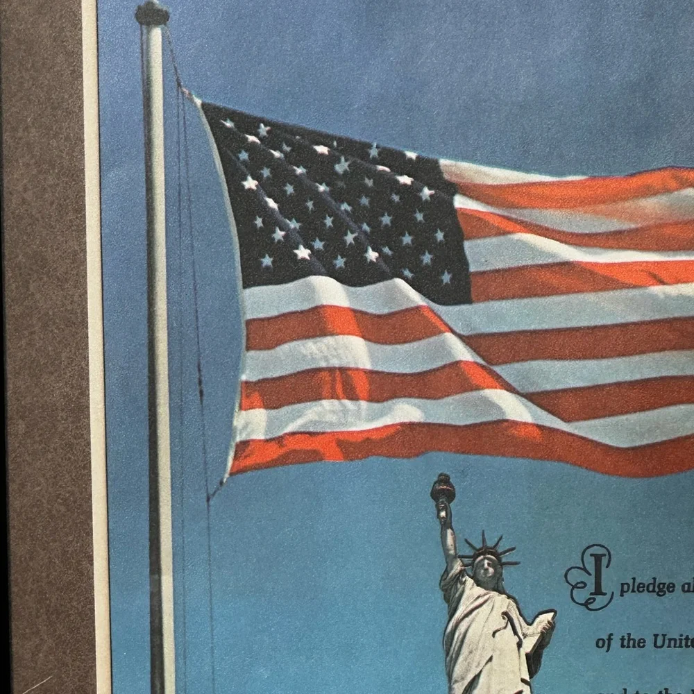 1967 Pledge of allegiance to the flag Gold Decorative Picture Frame Patriotic